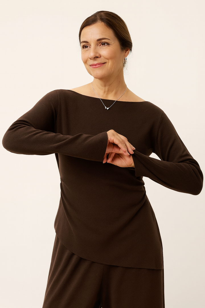 Elegant Boatneck Top